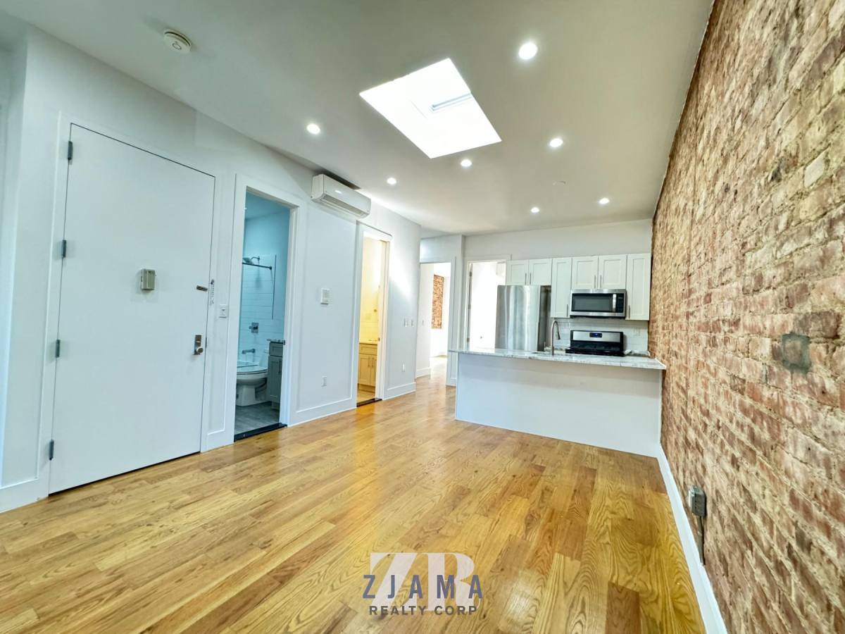 Apartment for rent at 1382 Flatbush Ave #3, Brooklyn, NY 11210