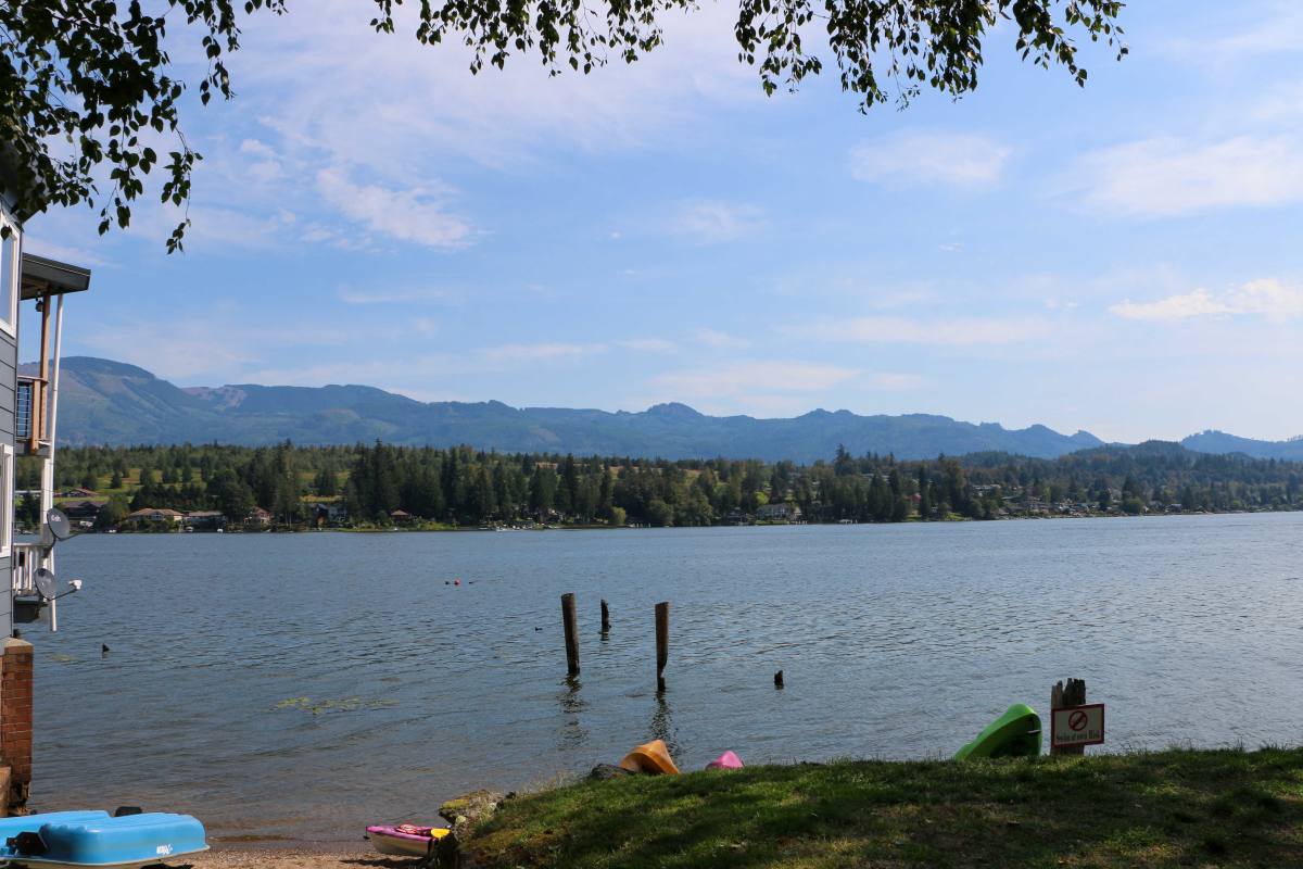 Apartment for rent at 17911 W Big Lake Blvd #8, Mount Vernon, WA 98274