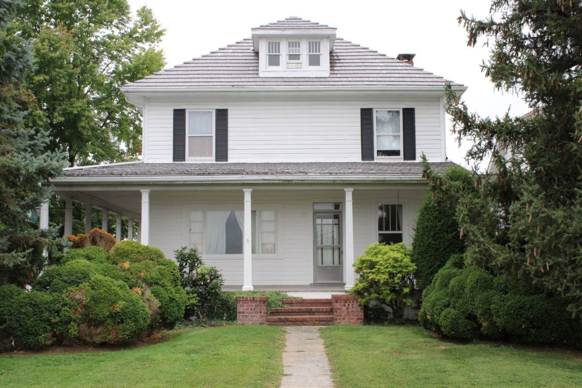 House for rent at 5025 Miller Rd, Glenville, PA 17329