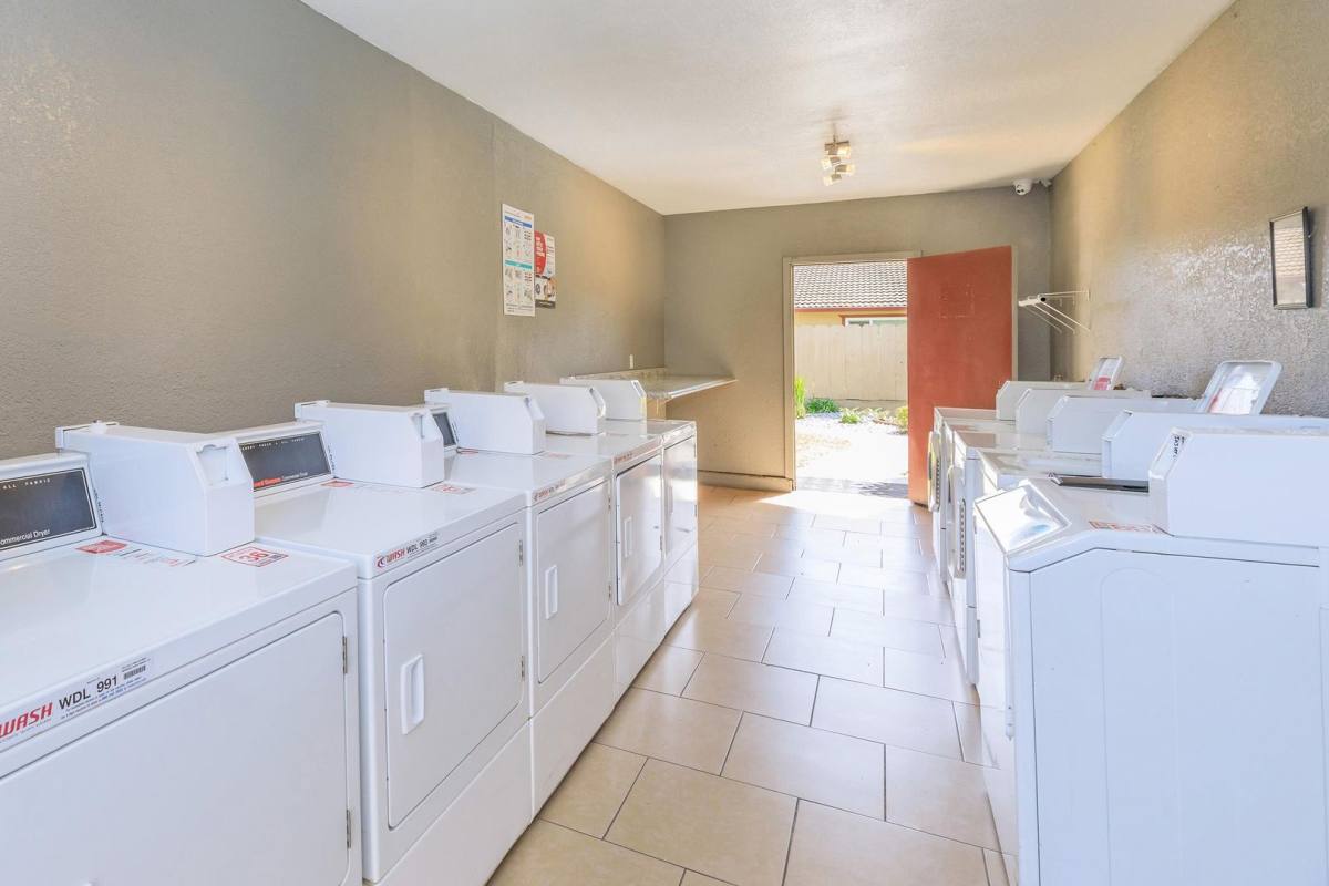 Apartment for rent at 3270 Meadows Ave, Merced, CA 95348