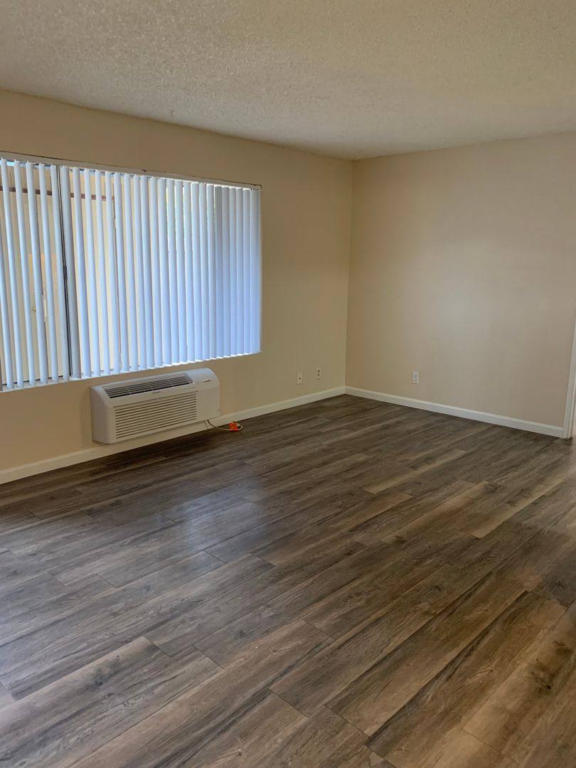 Apartment for rent at 3270 Meadows Ave, Merced, CA 95348