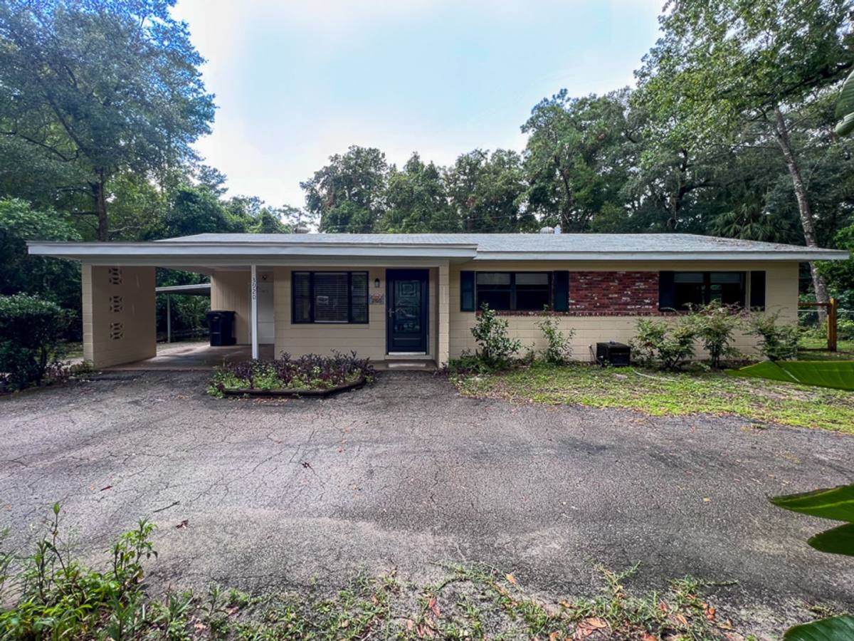 House for rent at 3920 SW 21st St, Gainesville, FL 32608