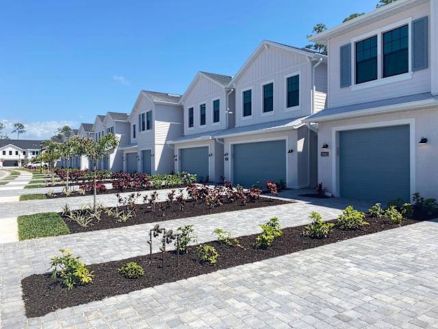 Apartment for rent at 3196 County Barn Rd #C13, Naples, FL 34112
