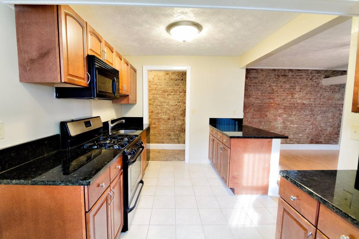 Brooklyn 11101 Lake Ave, Cleveland, OH 44102 Apartment For Rent