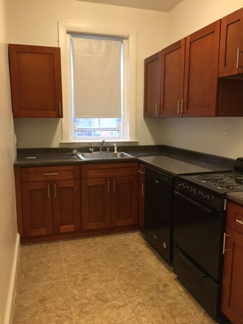 Apartment for rent at 35 Lancaster Terrace #MR3, Brookline, MA 02446