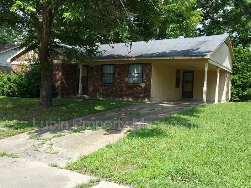 House for rent at 5096 Belfast Dr, Memphis, TN 38127