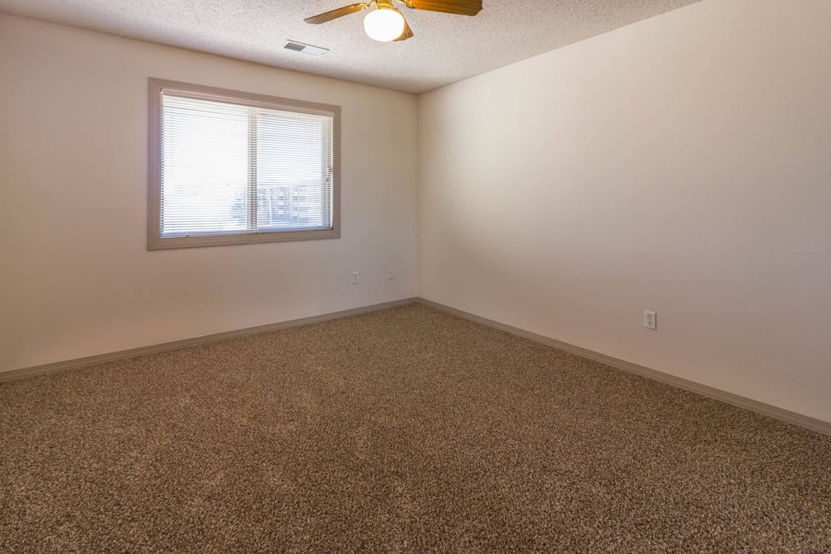 Apartment for rent at 300 Dakota Dunes Blvd, North Sioux City, SD 57049