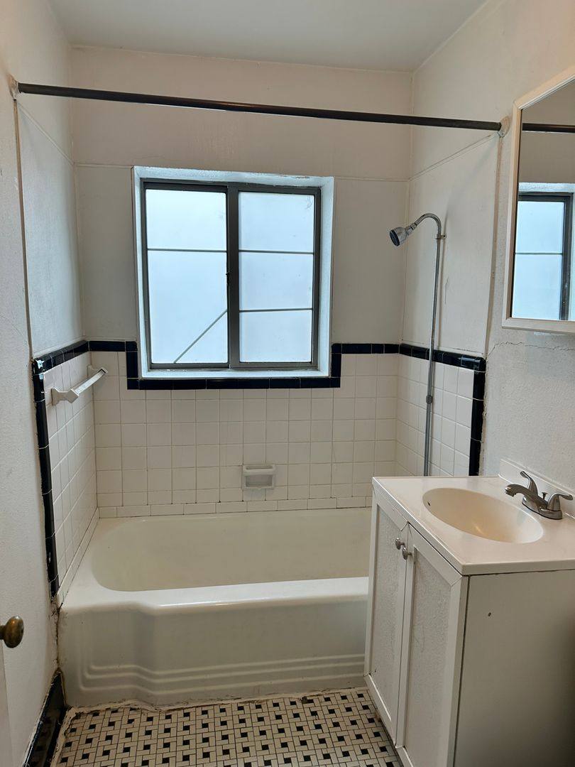Apartment for rent at 818 Cumberland St, Little Rock, AR 72202