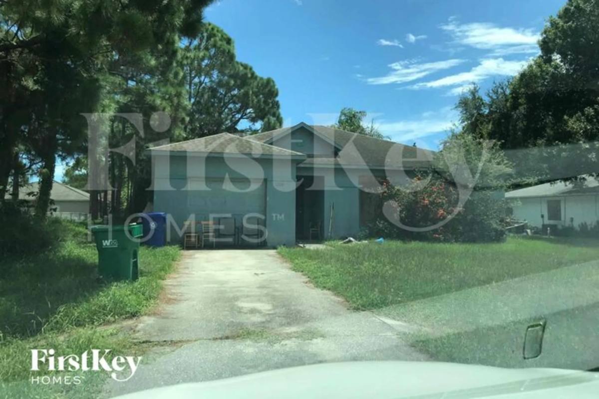 1209 Schumann Dr, Sebastian, FL 32958 House For Rent RentalSource