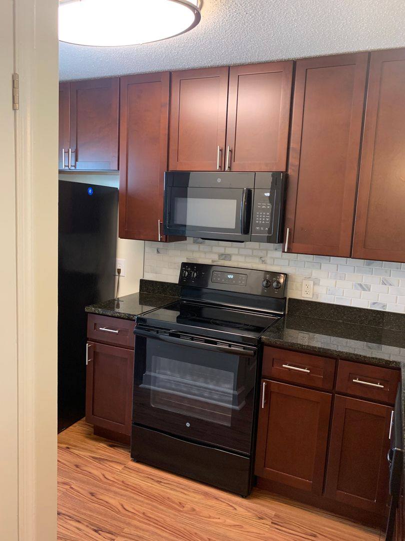Apartment for rent at 1000 Columbine Dr, Frederick, MD 21701