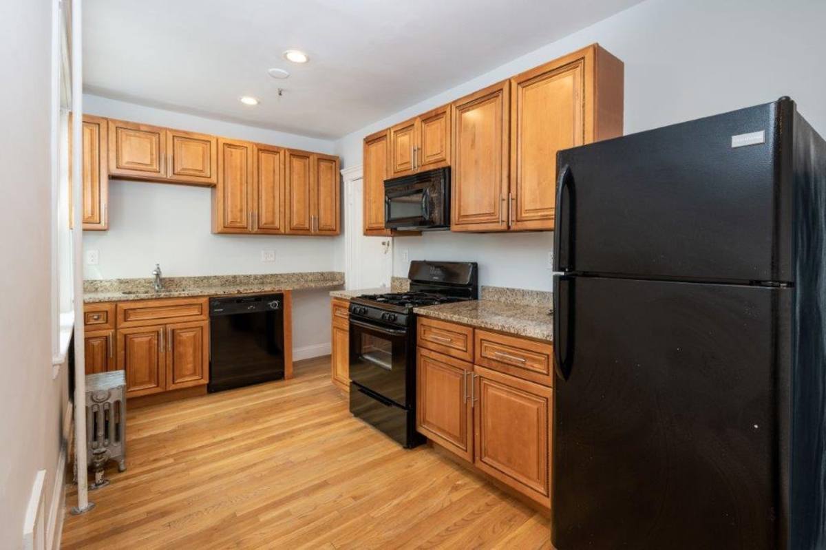Apartment for rent at 285 Chestnut Hill Ave #3A, Brighton, MA 02135