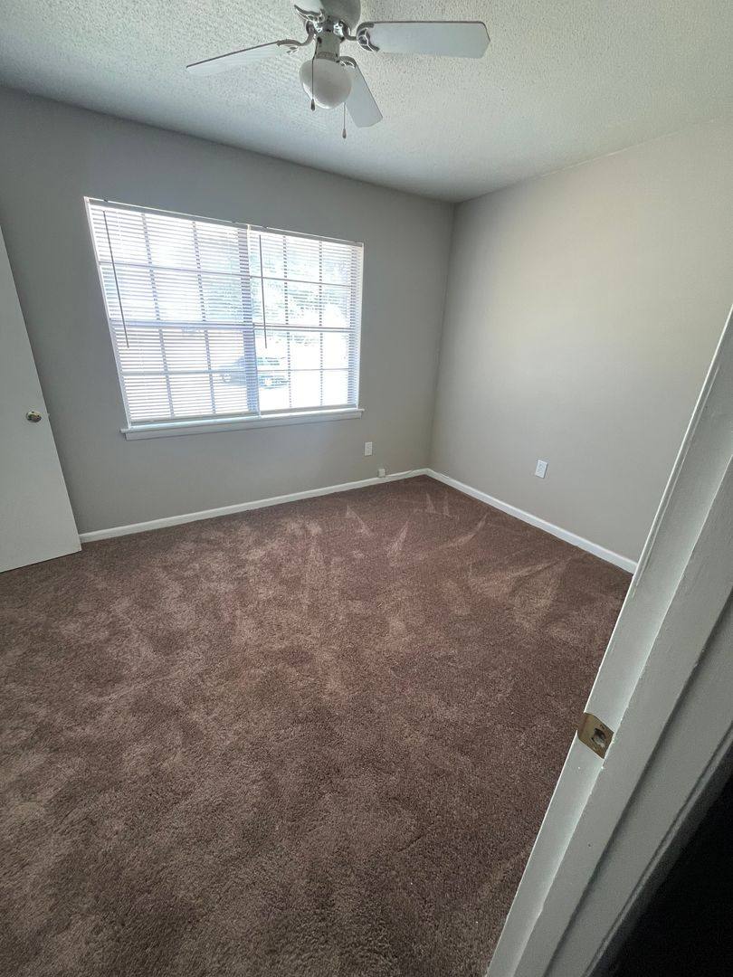Apartment for rent at 828 S Caraway Rd, Jonesboro, AR 72401