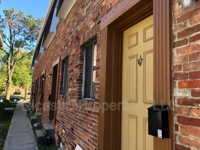 Apartment for rent at 215 E Lane Ave, Columbus, OH 43201