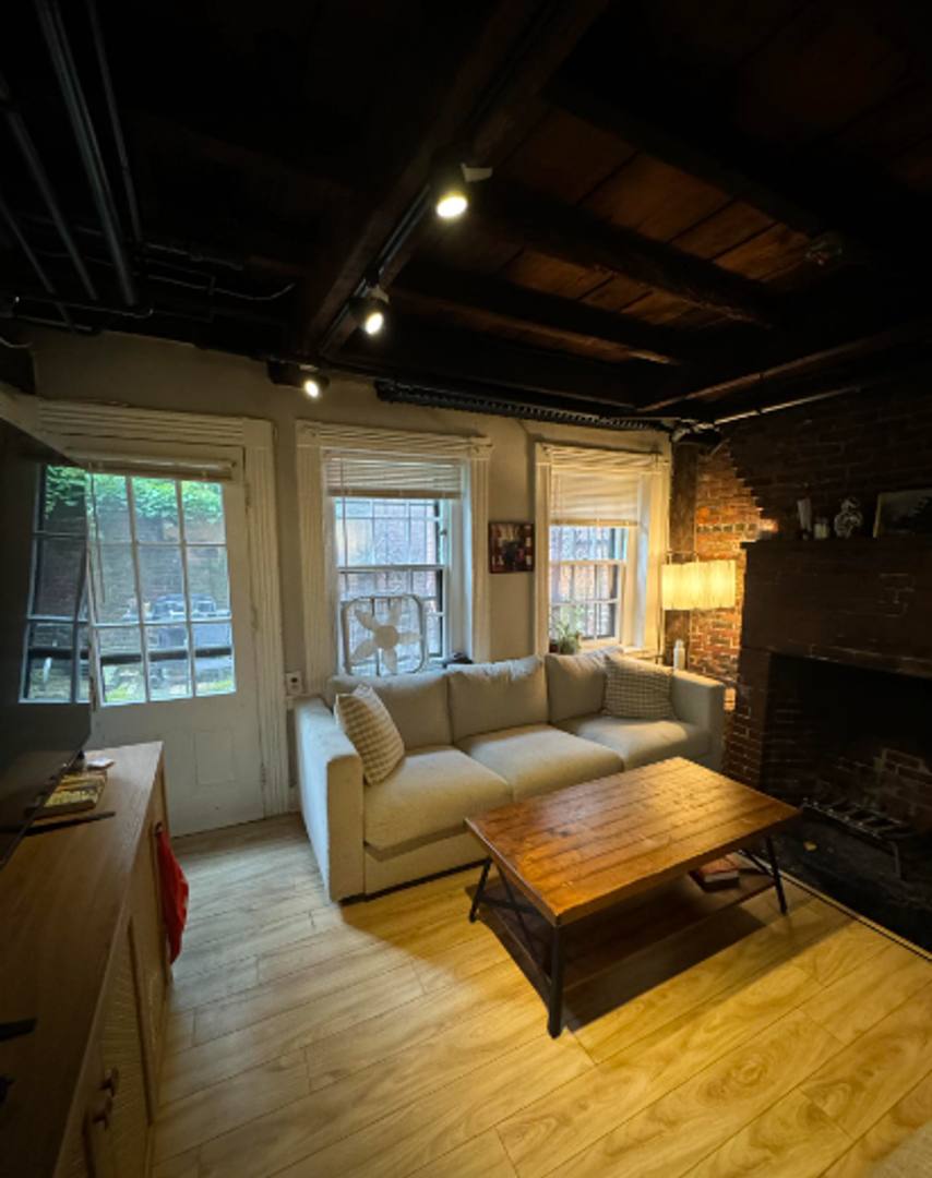 Apartment for rent at 1A Champney Place #1A, Boston, MA 02114