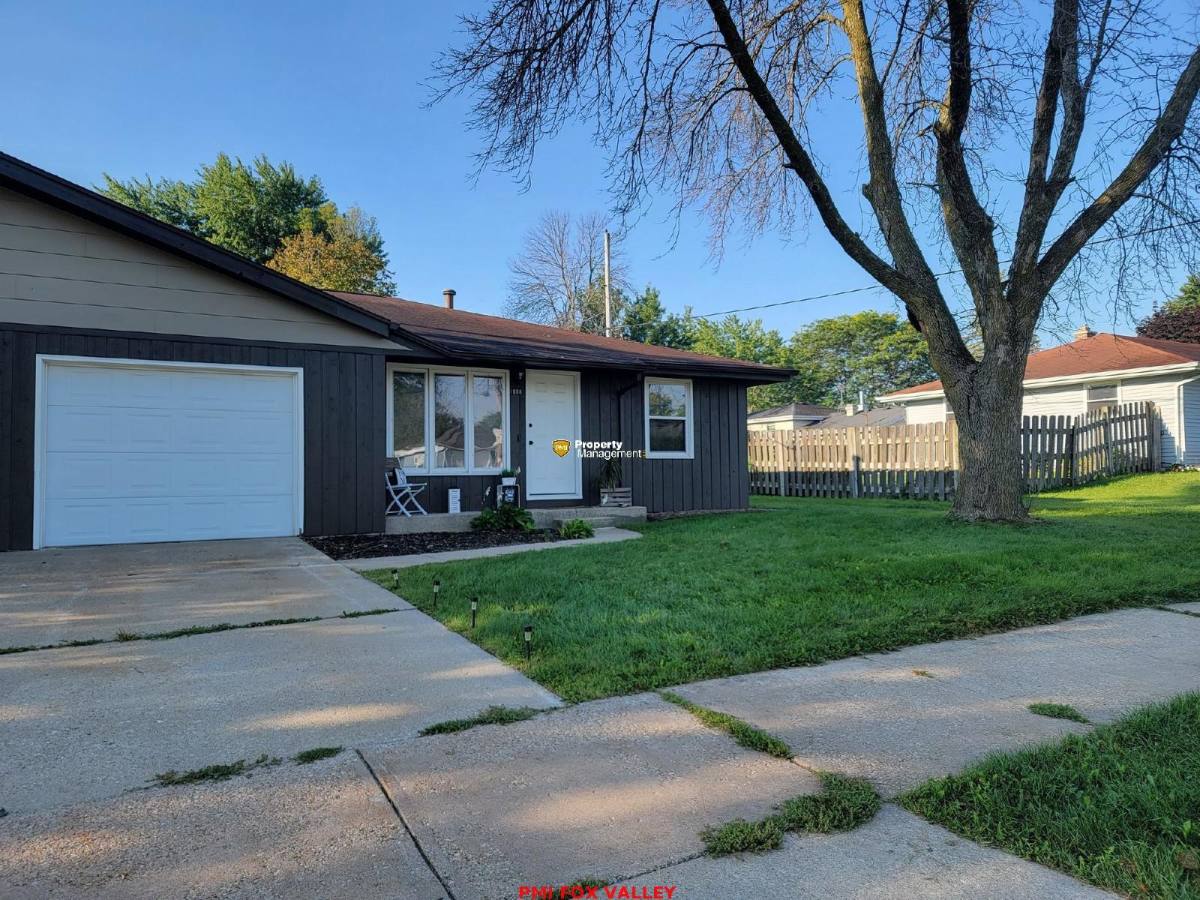 1008 Byrd Ave, Neenah, WI 54956 Townhouse For Rent 1,425