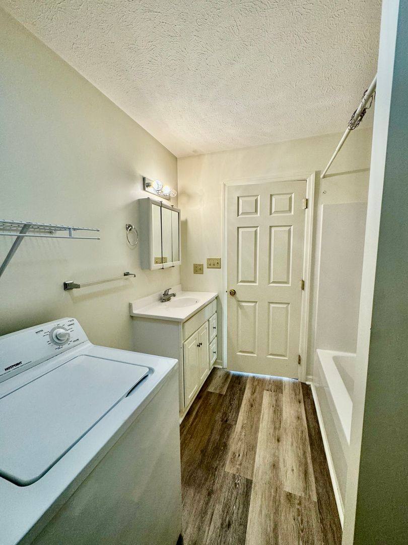 Apartment for rent at 646, 650, 652, 658 Hillwood Dr, Morgantown, WV 26508