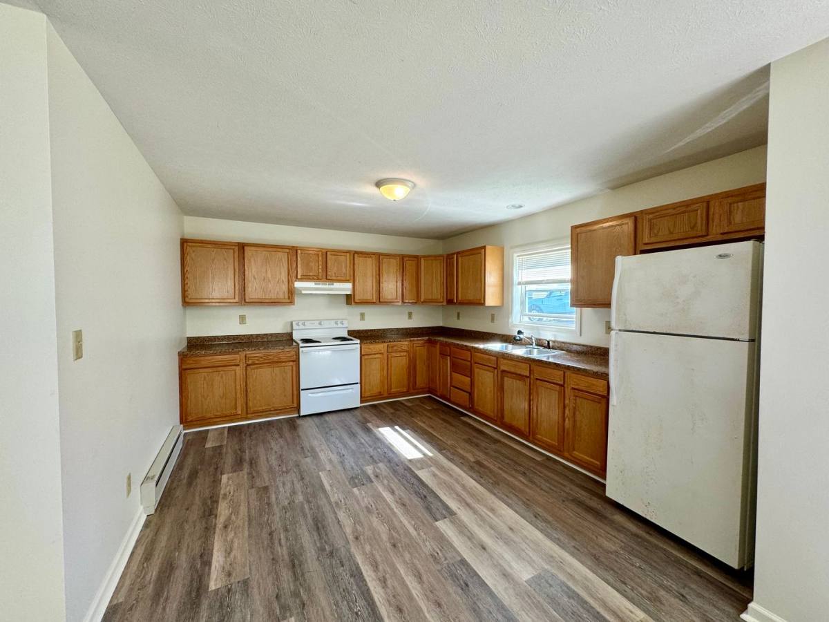 Apartment for rent at 646, 650, 652, 658 Hillwood Dr, Morgantown, WV 26508