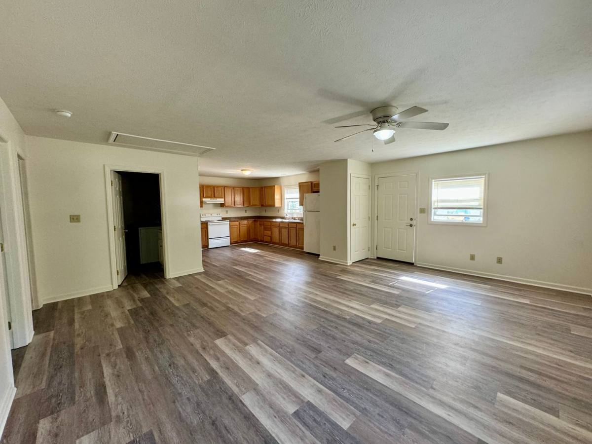 Apartment for rent at 646, 650, 652, 658 Hillwood Dr, Morgantown, WV 26508