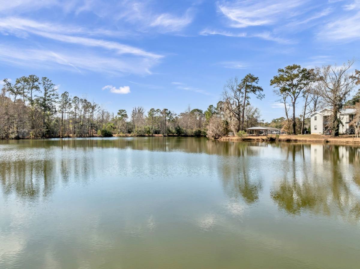 Apartment for rent at 100 Tallokas Court, Leesburg, GA 31763
