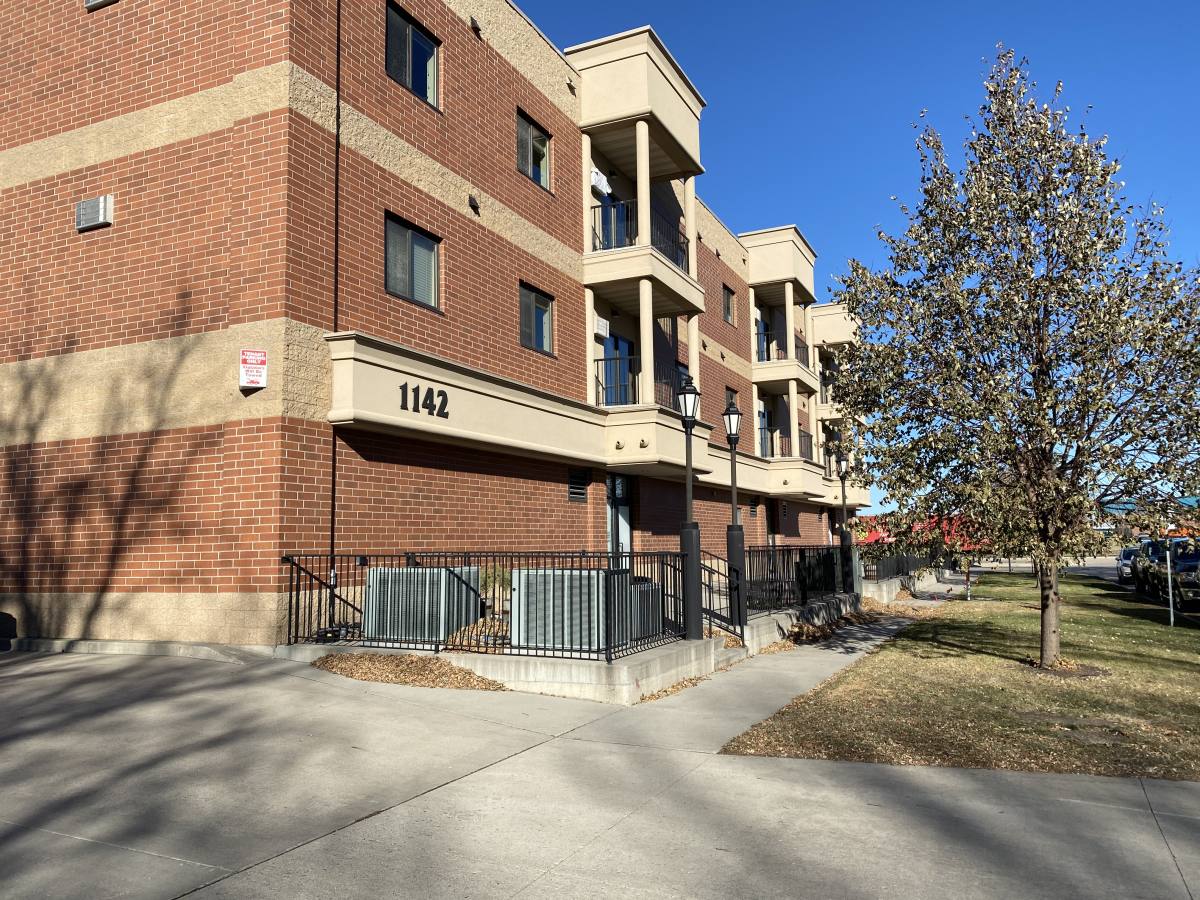 Apartment for rent at 1142 17th St N, Fargo, ND 58102