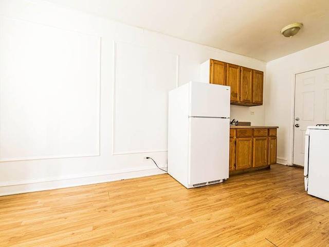 Apartment for rent at 7348-7366 S Martin Luther King #E22, Chicago, IL 60619