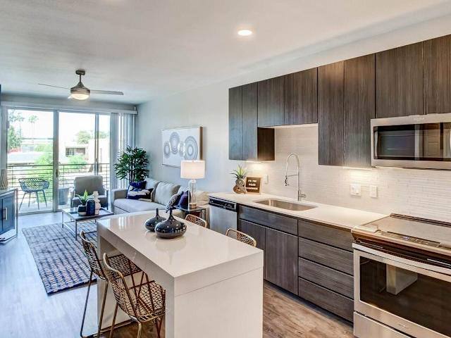 Apartment for rent at 2323 E Highland Ave #E33, Phoenix, AZ 85016