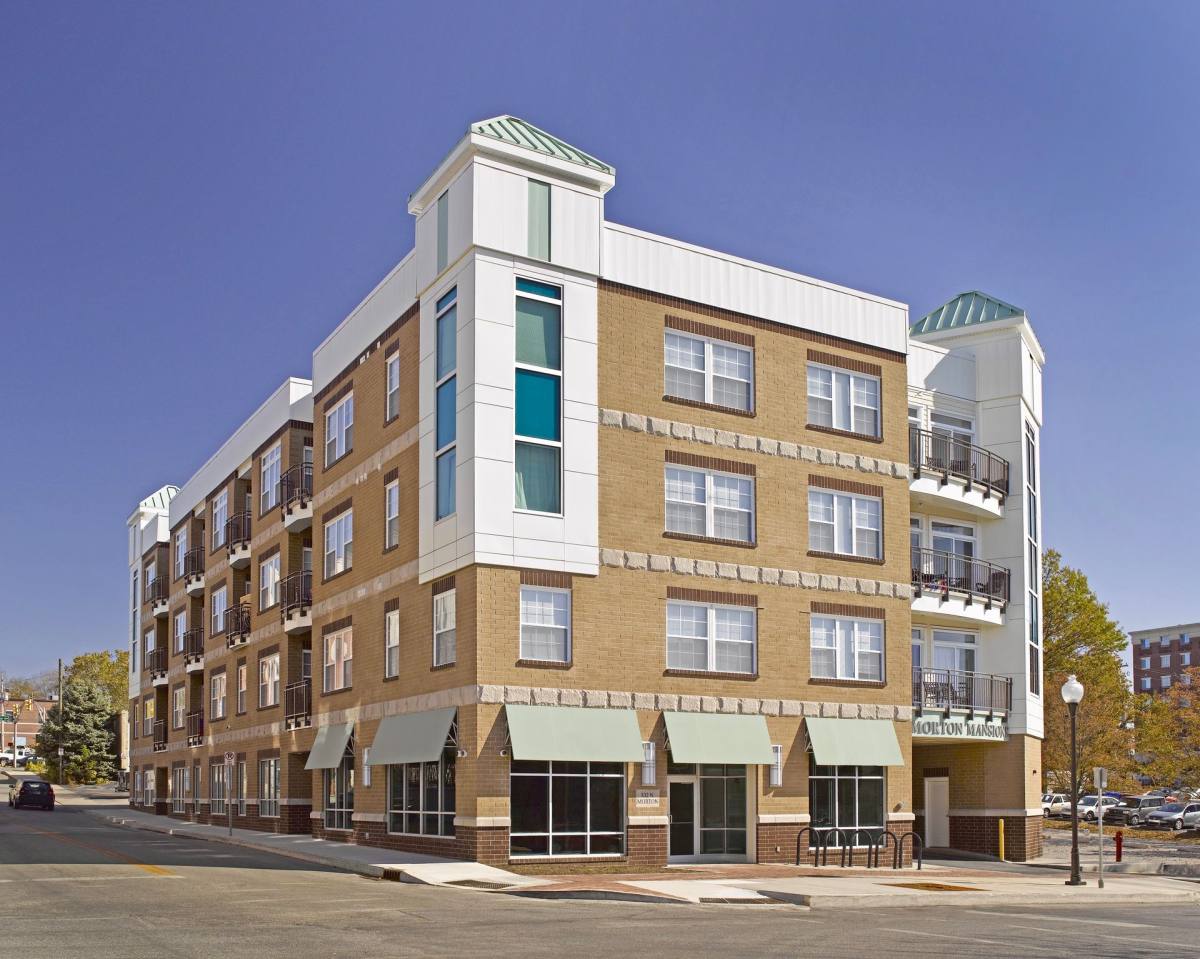 Apartment for rent at Morton Mansions, 532 N Morton St, Bloomington, IN 47404