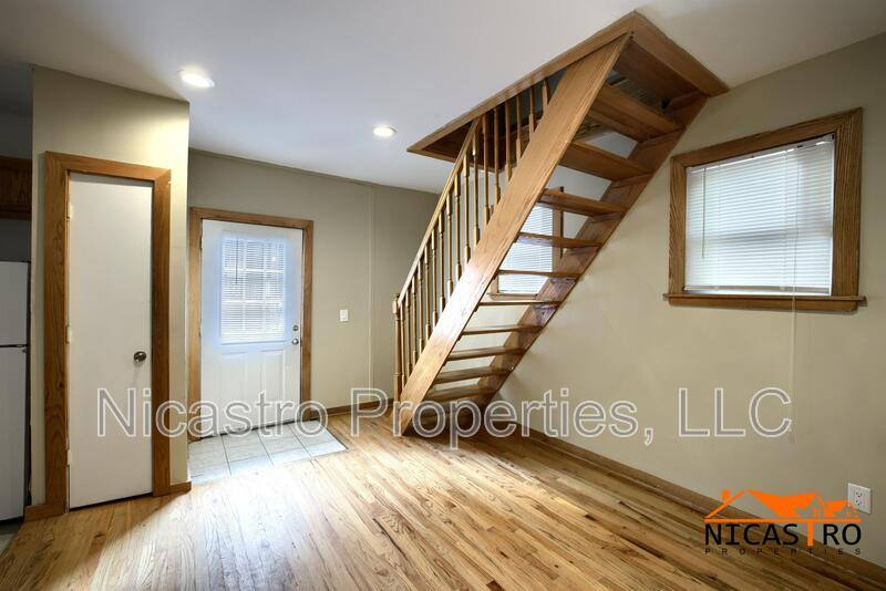 House for rent at 226 E 16th Avenue-Rear, Columbus, OH 43201