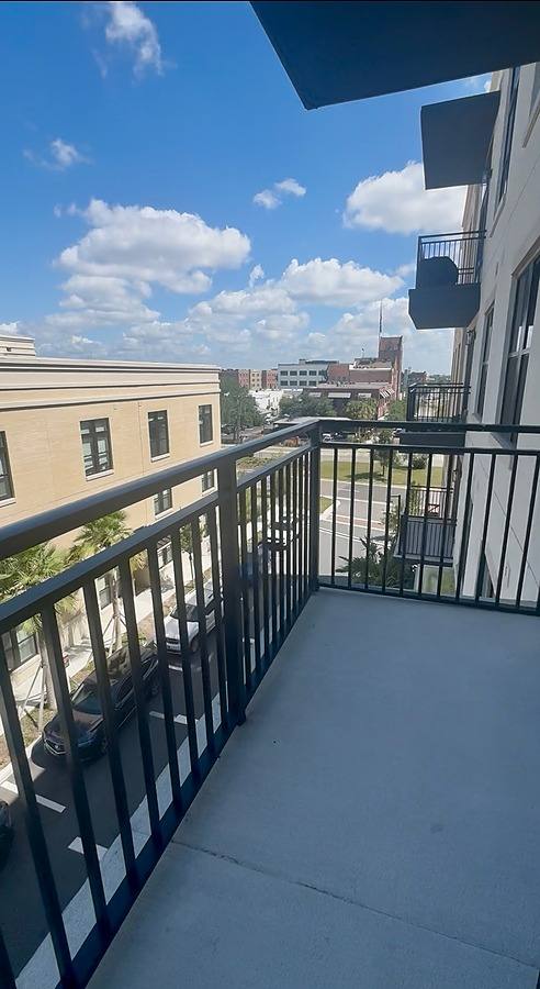 Apartment for rent at 1722 Nick Nuccio Parkway, Tampa, FL 33605