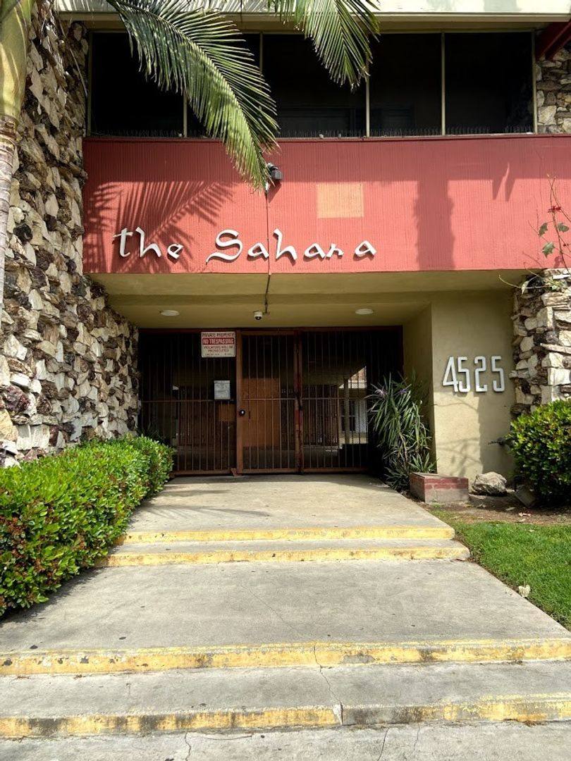 Apartment for rent at 4525 Santa Rosalia Dr, Los Angeles, CA 90008