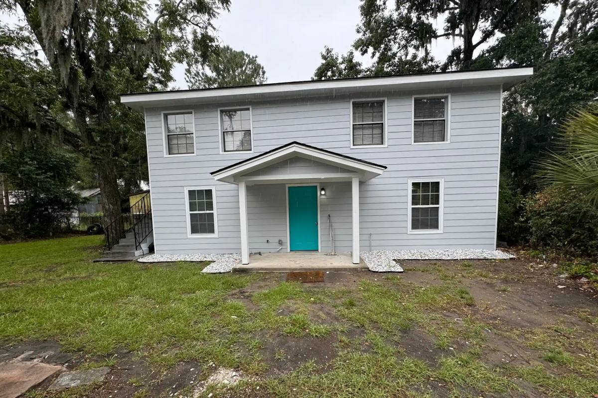 110 W 51st St, Savannah, GA 31405 Townhouse For Rent RentalSource