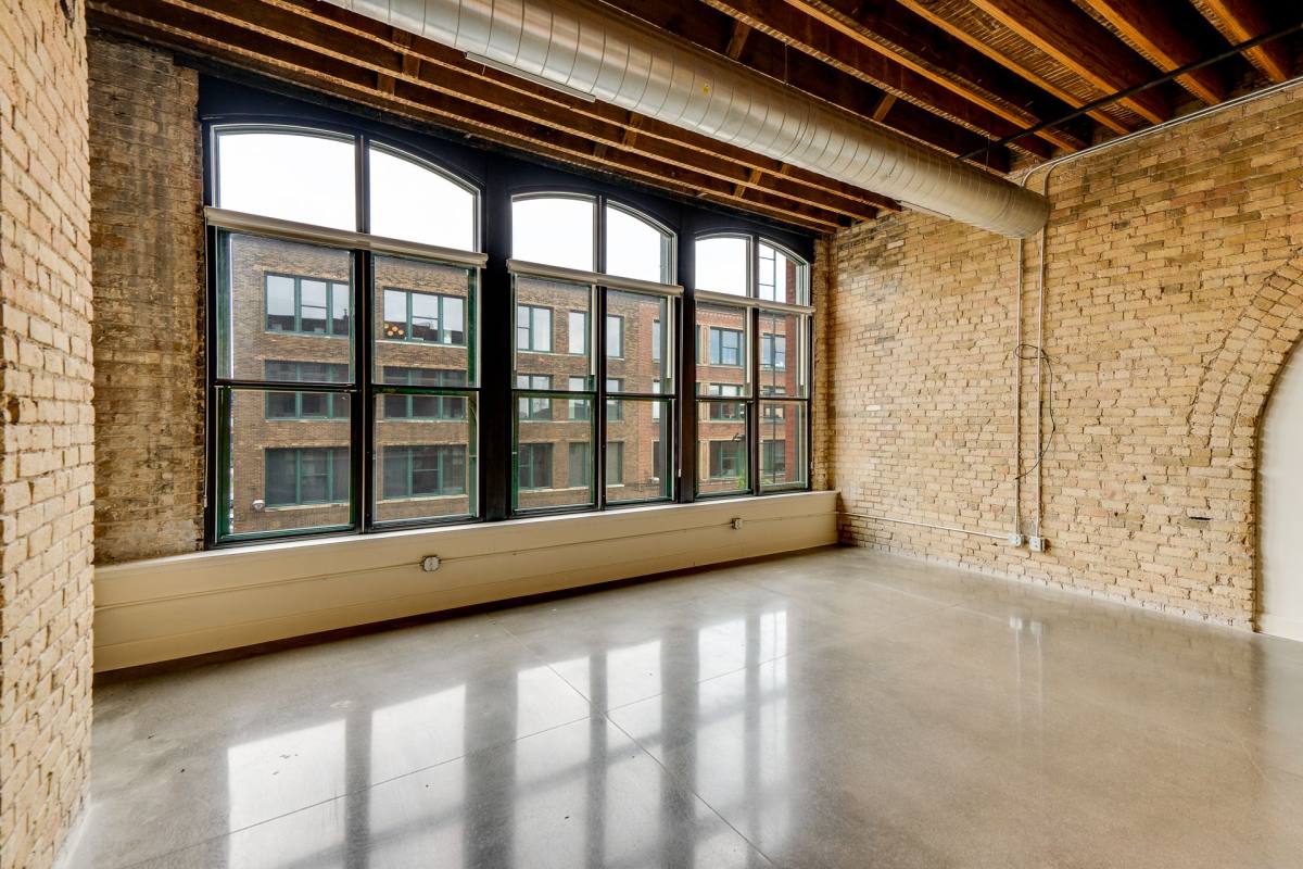 Apartment for rent at 212 N Second St, Minneapolis, MN 55401