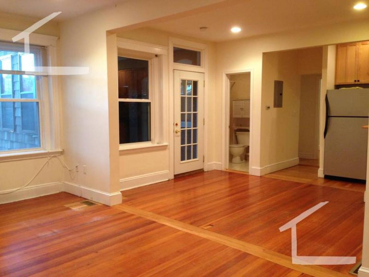 Apartment for rent at 191 Winthrop Rd #2, Brookline, MA 02445