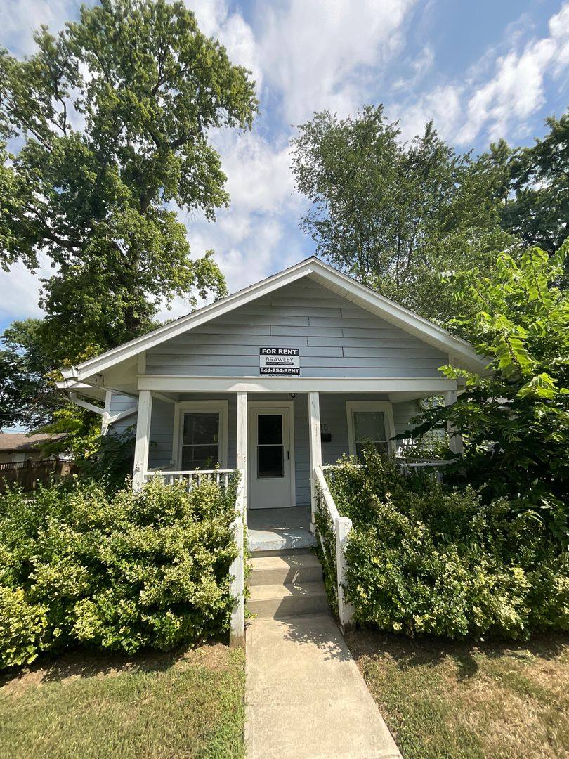 House for rent at 315 E 16th St, Bloomington, IN 47408