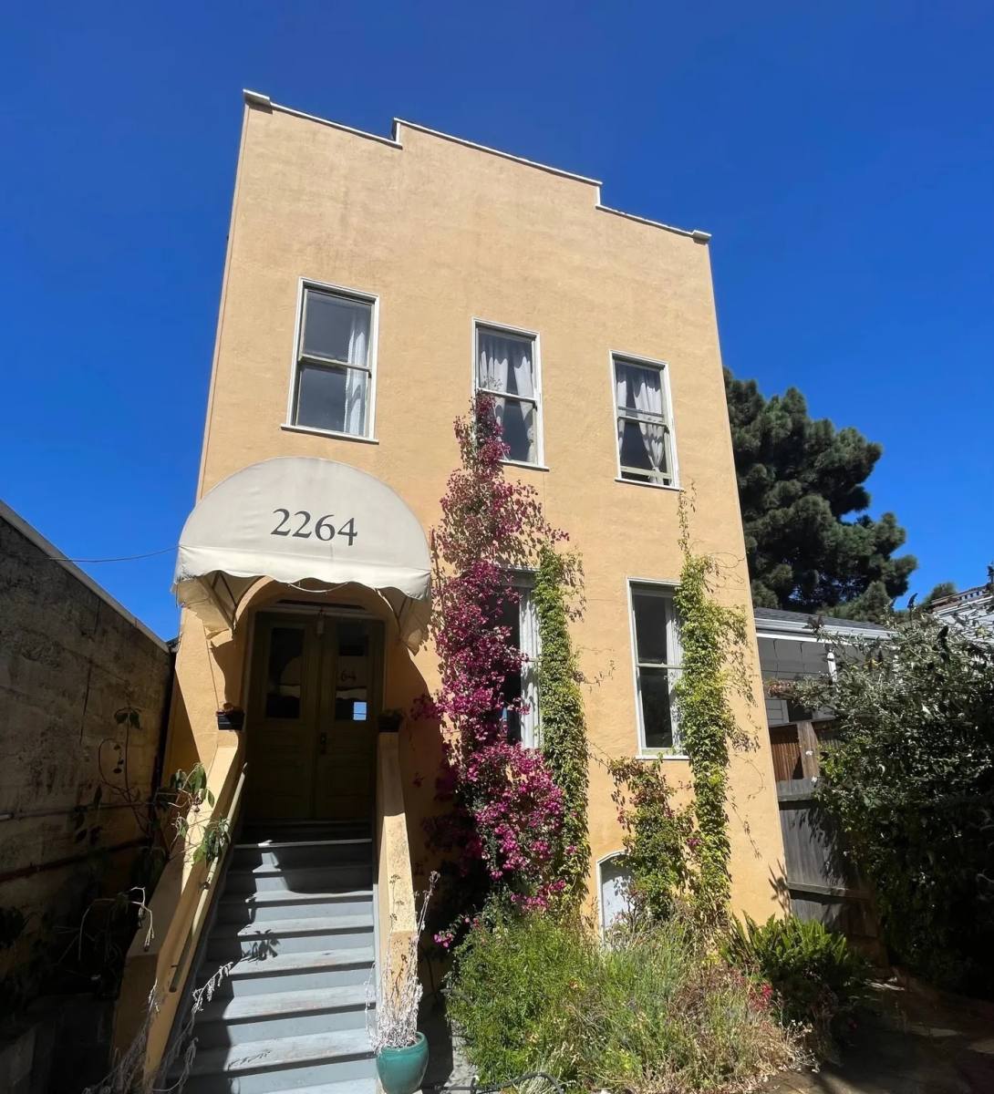 Apartment for rent at 2264 Union St, San Francisco, CA 94123
