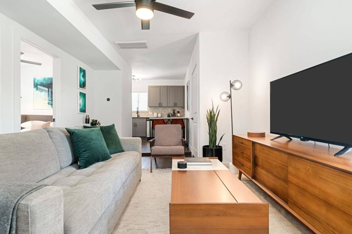 Apartment for rent at 2300 Stanford, Houston, TX 77006