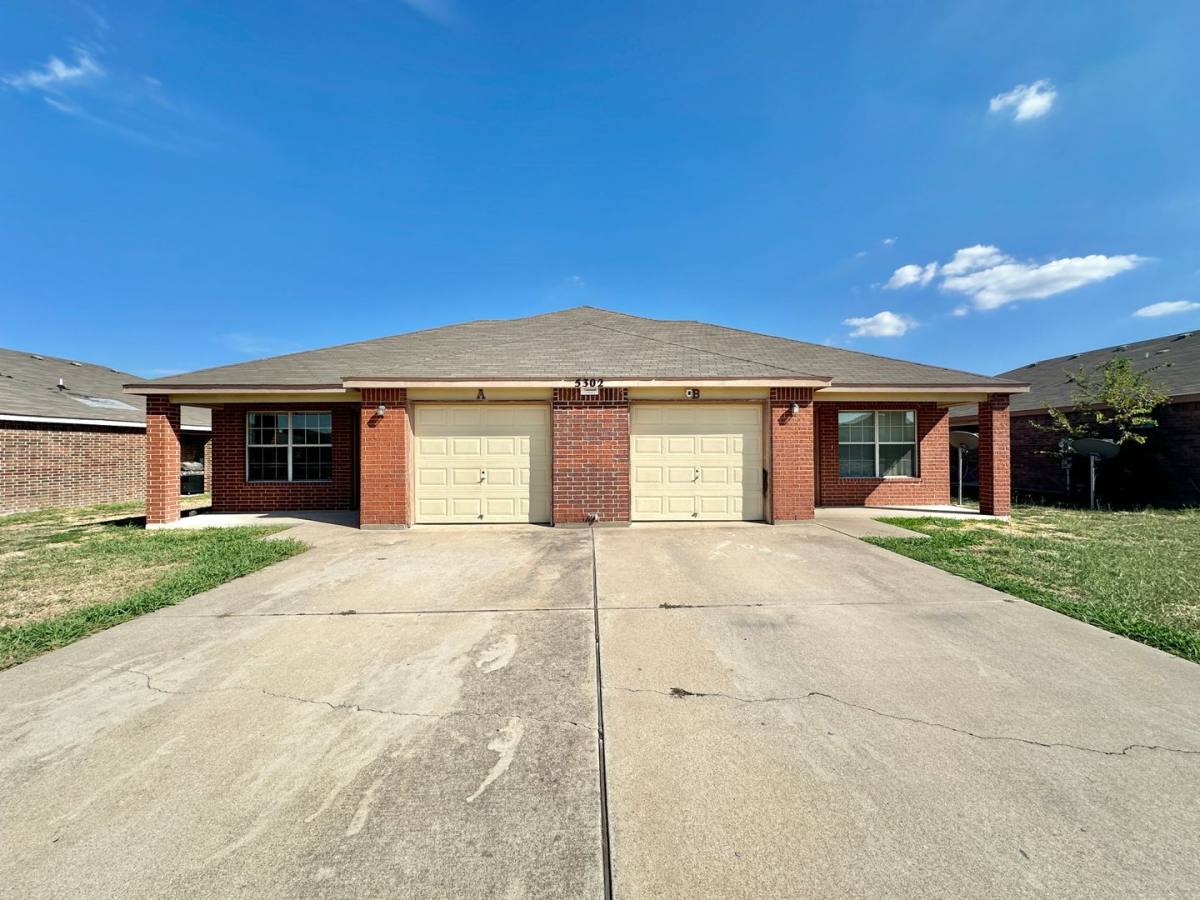 Townhouse for rent at 5302 Lauren Lea Dr, Killeen, TX 76549