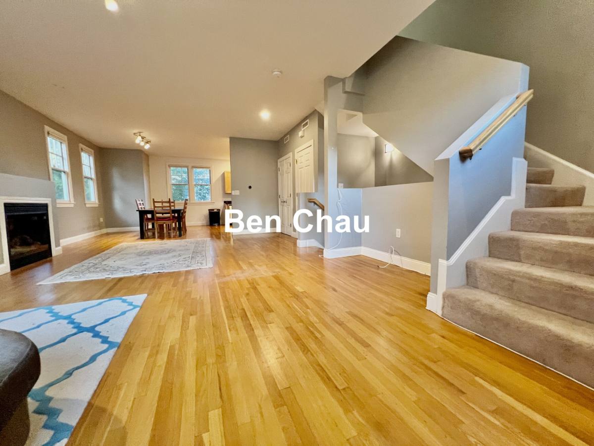 Townhouse for rent at 384 Washington St, Somerville, MA 02143