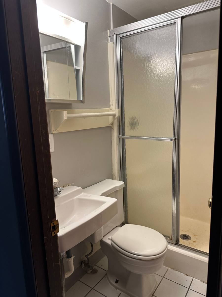 Townhouse for rent at 64 W Northwood Ave, Columbus, OH 43201