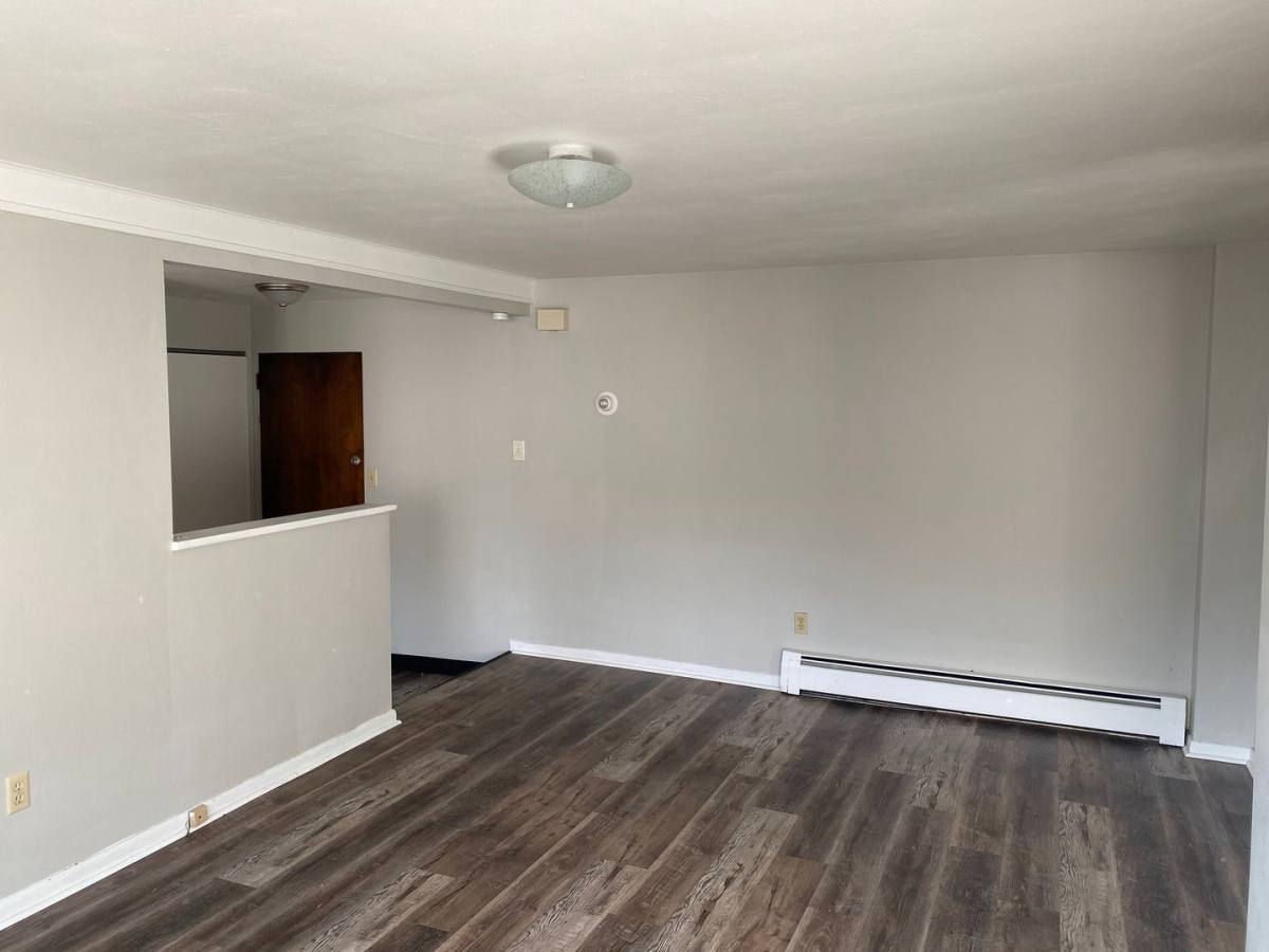 Apartment for rent at 123 6th St, Turtle Creek, PA 15145