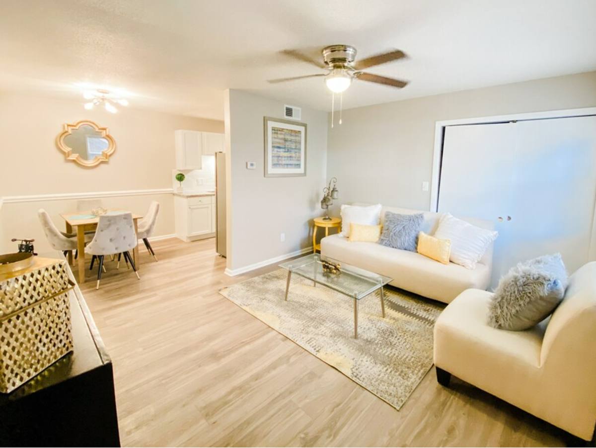 Apartment for rent at 412 Oakridge Ave, Fayetteville, NC 28305