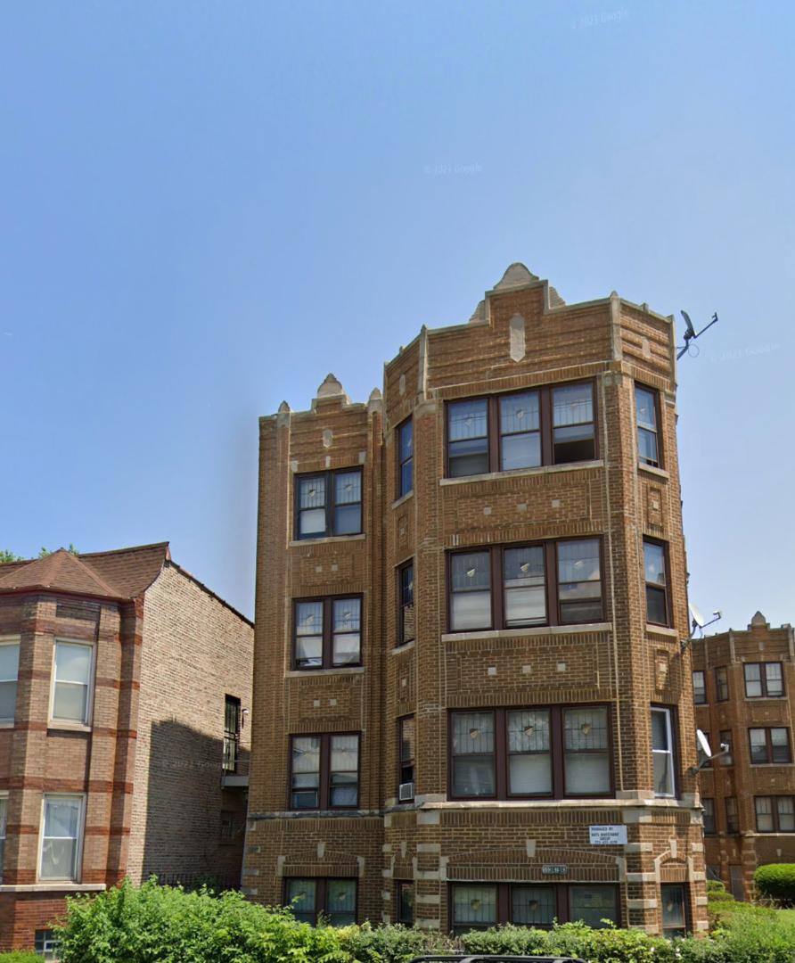 Apartment for rent at 11341 S King Dr, Chicago, IL 60628