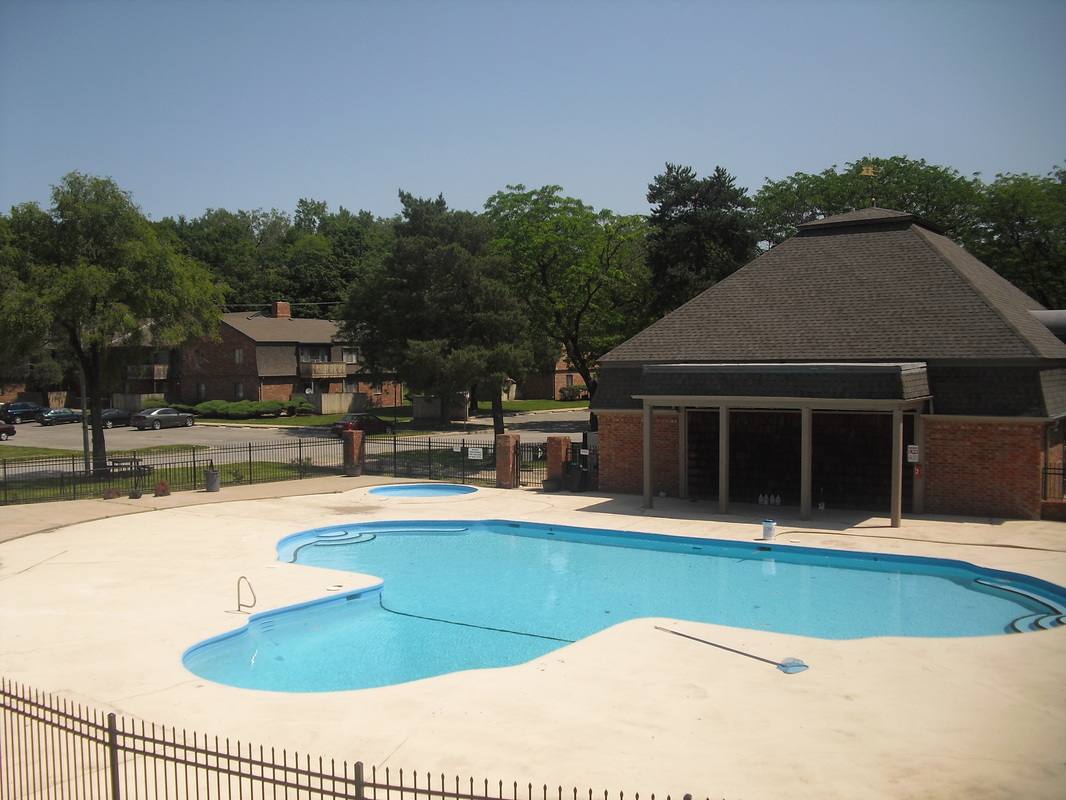 Townhouse for rent at French Quarters, 1619 Orleans Circle, Kansas City, MO 64116