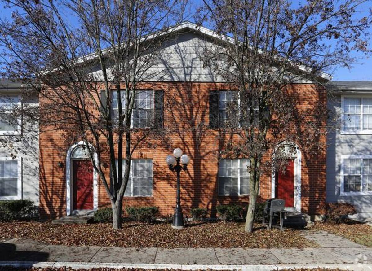 Apartment for rent at 3622 NE Chouteau Trafficway, Kansas City, MO 64117