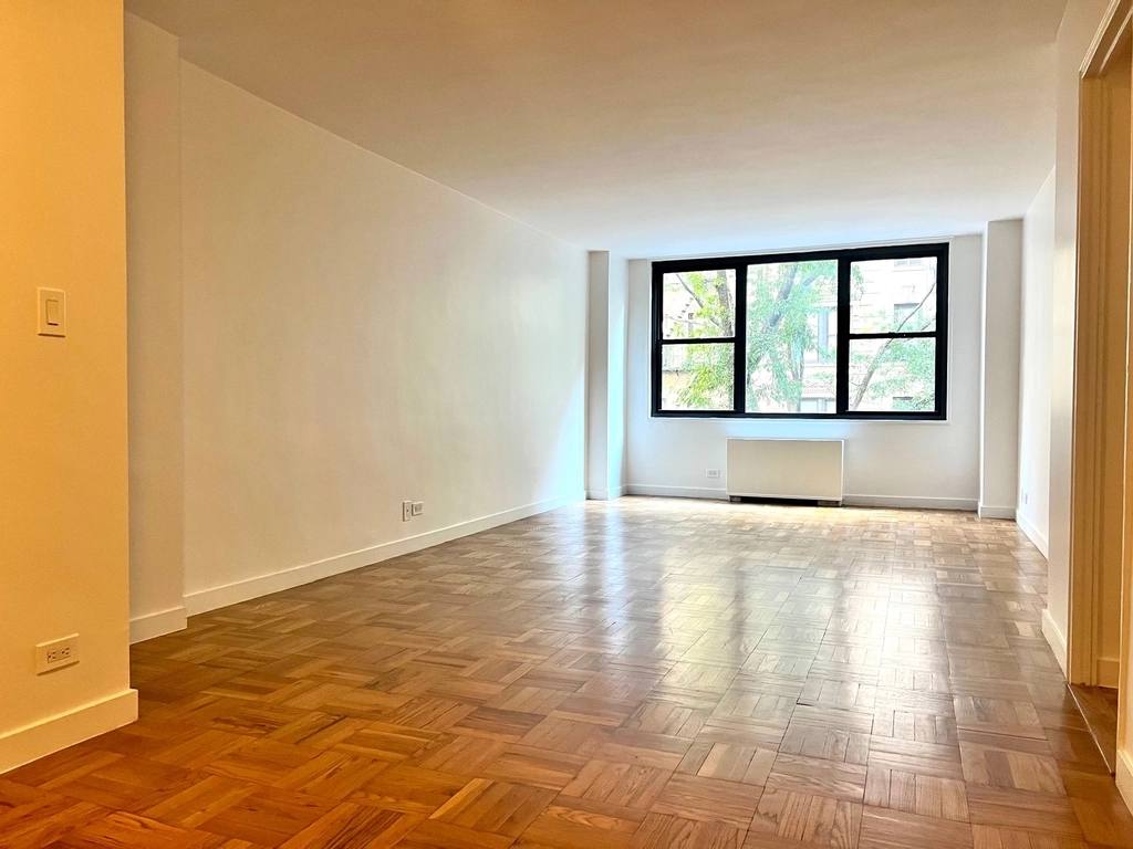 Apartment for rent at 333 E 49th St #8HH, New York, NY 10017