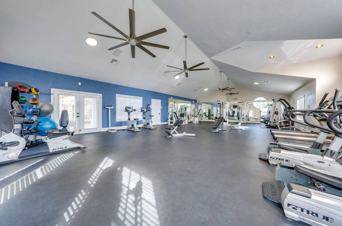 Apartment for rent at 2109 Polo Club Dr, Kissimmee, FL 34741