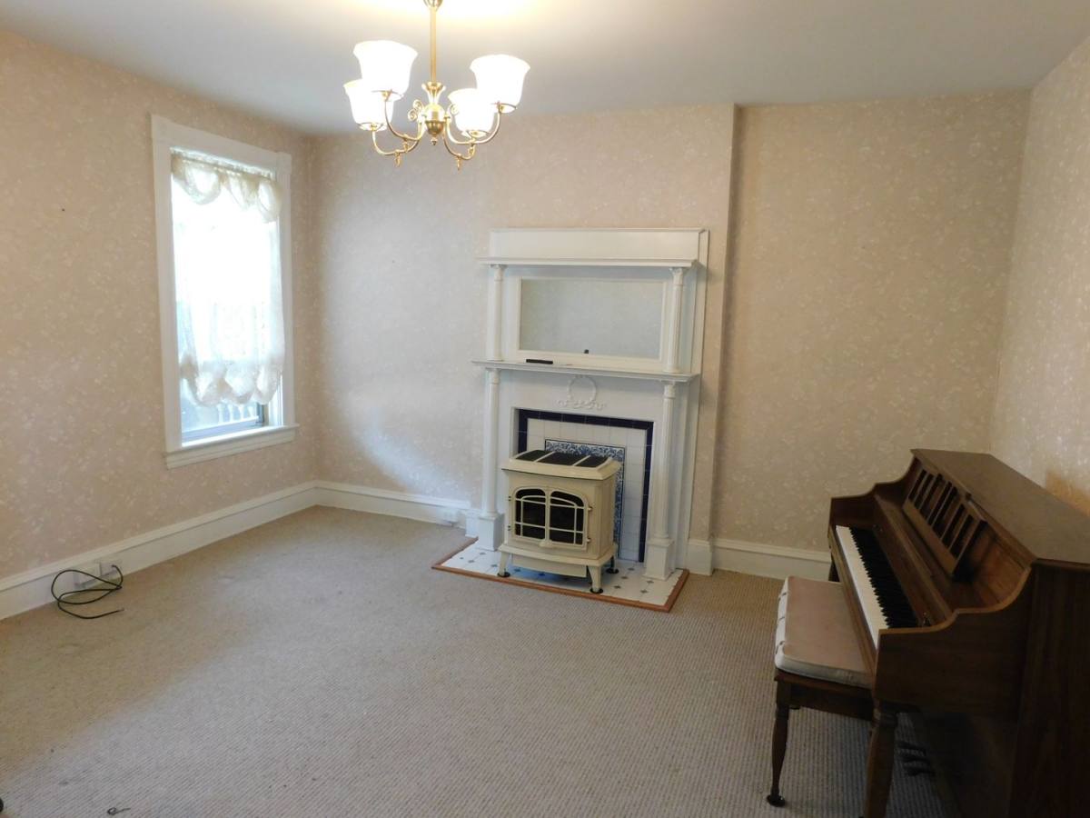 House for rent at 606 Washington St, Cumberland, MD 21502