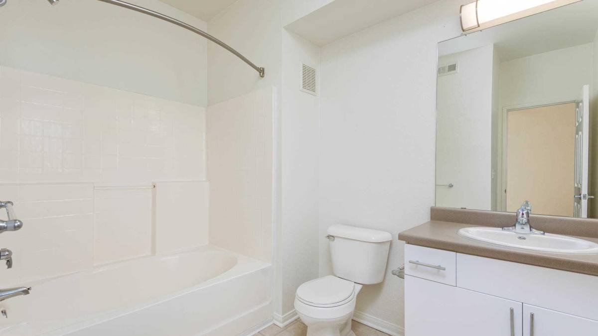 Teresina 1250 Santa Cora Ave, Chula Vista, CA 91913 Apartment For