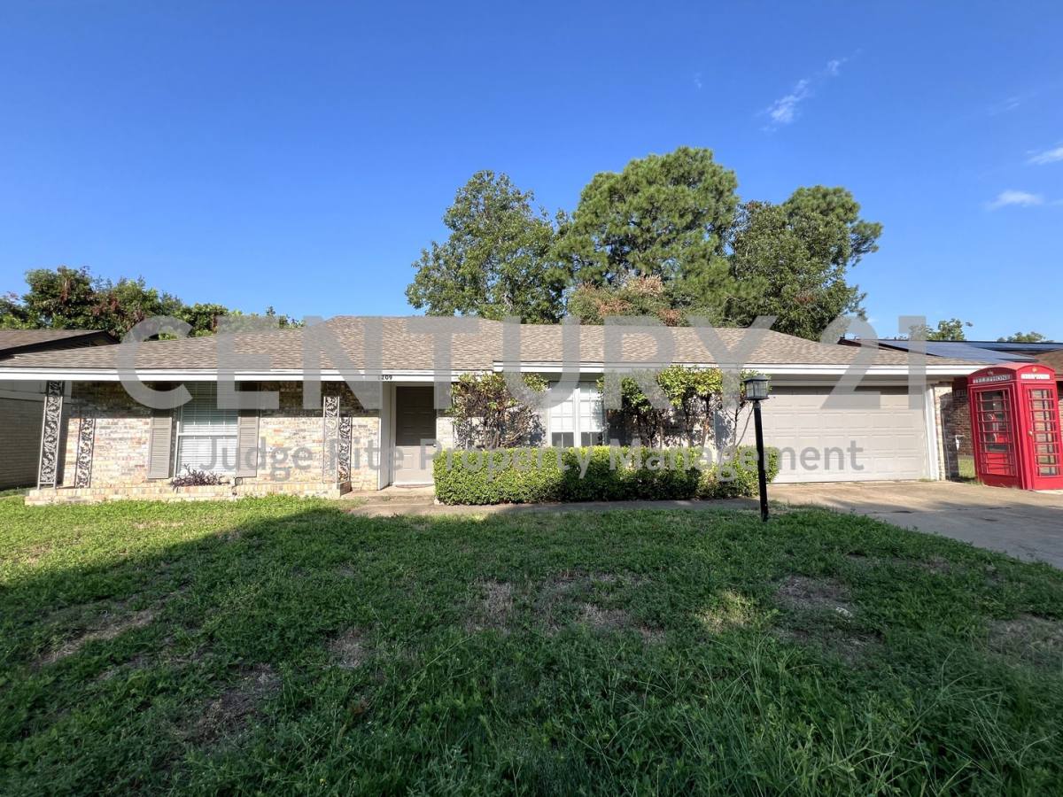 1209 Irwin Dr, Hurst, TX 76053 House For Rent 2,295