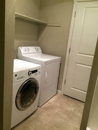 Apartment for rent at 300 Boulder Falls Dr, Lebanon, OR 97355